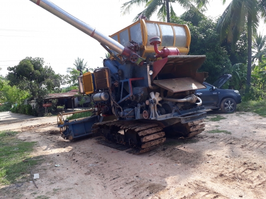 ขายรถเกียวข้าว ไทเจริญ 10 23 195 โบ อุ้ม 2 ตัน  ปรับระดับ โซ่ 45 ข้อ ลุนเล่อ 11 ลูก พร้อมใช้งาน 290000 ต่อรอง 0928621172