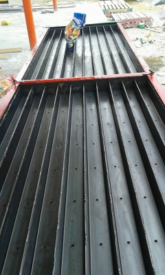 ขายแบบเสารั้ว หน้า 3  ยาว 4เมตร   (พร้อมส่ง)  ตามระยะทาง