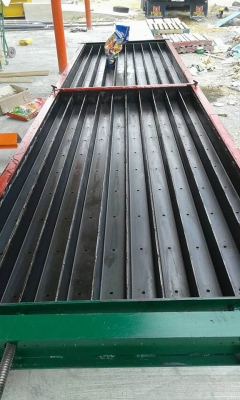 ขายแบบเสารั้ว หน้า 3  ยาว 4เมตร   (พร้อมส่ง)  ตามระยะทาง