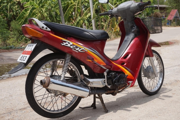 ขาย SUZUKI เบส 110 cc รถบ้านสภาพเดิม เครื่องดี ขายตามสภาพ รถพร้อมใช้ ขาย SUZUKI เบส 110 cc รถบ้านสภาพเดิม เครื่องดี ขายตามสภาพ รถพร้อมใช้