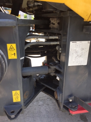 KOMATSU WA320-6 รุ่นใหม่กว่าห้างในไทย นำเข้าจากญี่ปุ่น สภาพดีมากสวยแบบเดิมๆมาเลยครับ