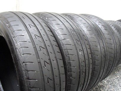ขายยาง BRIDGESTONE ECOPIA EP200 ปี15 (1ชุด) 215-60-16 ราคา 3,200