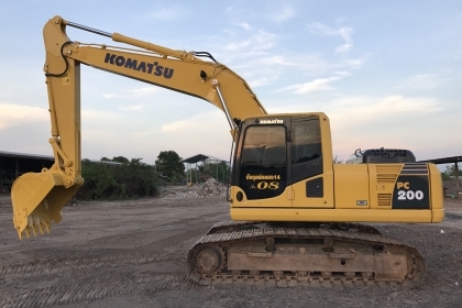 ขาย!! &gt;&gt;&gt; Komatsu Pc200 รุ่น 8 MO สวยเต็ม ไมล์ 5,100ชั่วโมง &lt;&lt;&lt; เบอร์ติดต่อ 098-7155789