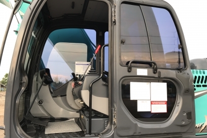 ขาย!! >>> Kobelco Sk200 Mark8 Yn12 SuperX ซีเรียลสูง สวยเต็มมาก ไมล์5,000ชั่วโมง <<< เบอร์ติดต่อ 098-7155789