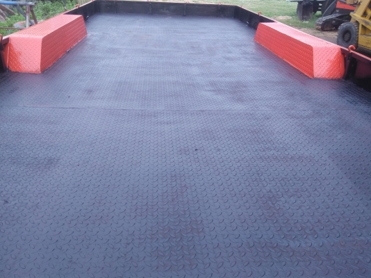 ขายเทเลอร์ ลากรถเกี่ยว มีระบบเบรค เล่มทะเบียนพร้อม