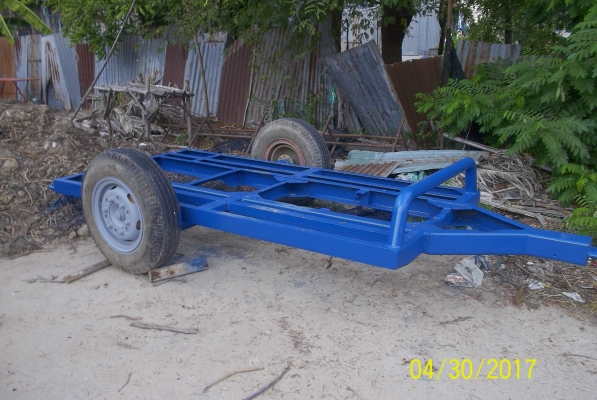 ขายเทรนเลอร์ บรรทุกแมคโค น้อย  ยาว 280 กว้าง 140 ยาง700 ขอบ16