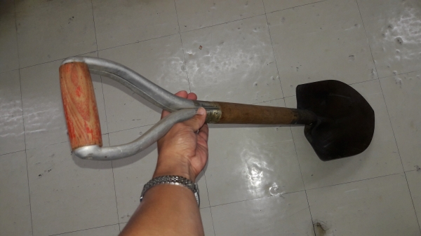 ขายพลั่วคอจงอางทองเหลือง AMPCO MADE IN USA. ใหม่เก่าเก็บ