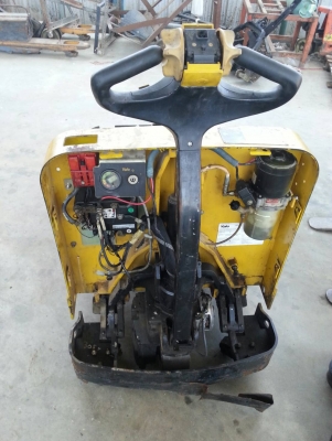 ขายรถยกไฟฟ้า 1.8 ตันตามสภาพ