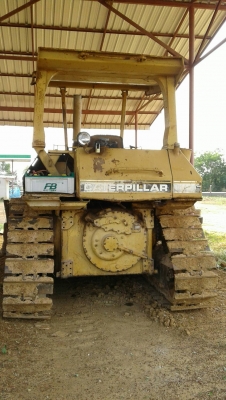 ขายรถแทรกเตอร์ CAT D5H เล่มทะเบียน ป๊อคเก็ตลอย รถพร้อมใช้ เกียร์ท๊อก ผานดันปรับได้ 5 ทิศทาง ระบบสมบูรณ์ ราคา.600000 สนใจโทรมาที่.081-3531945 ไอดีลาย 0813531946 ต่อ.บางนา รถอยู่ปราจีน