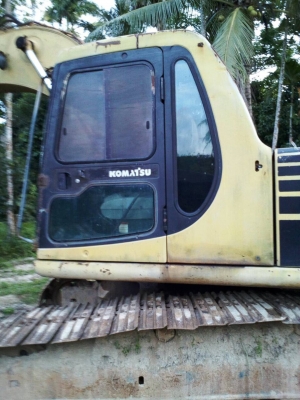 ขายPc200-6. ไฟฟ้าครบ เอกสารซื้อขาย รถทำงานดี เอวดี