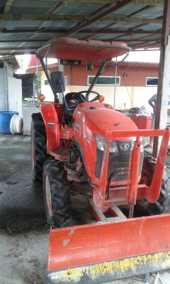 รถไถ 36 แรงปี  53 อุปกร 2 อย่าง   ซ. ม  1200   นิด ฯฯ มือ ราคาเบาฯฯ  255000   บาท  วันทูคอล 098 668-3479 dtac 094 283-9369 สิทธิ์ คับ