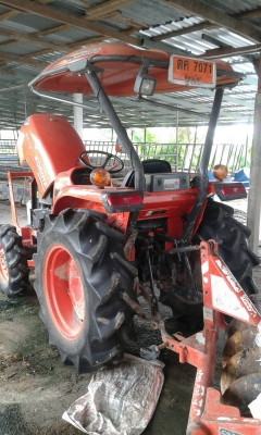 รถไถ 36 แรงปี  53 อุปกร 2 อย่าง   ซ. ม  1200   นิด ฯฯ มือ ราคาเบาฯฯ  255000   บาท  วันทูคอล 098 668-3479 dtac 094 283-9369 สิทธิ์ คับ