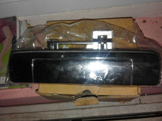 มือเปิดฝาปิดท้ายรุ่นชุบ ISUZU All new มือเปิดฝาปิดท้ายรุ่นชุบ ISUZU All new