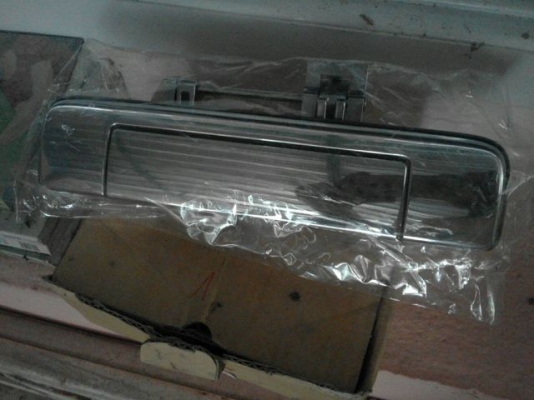 มือเปิดฝาปิดท้ายรุ่นชุบ ISUZU All new มือเปิดฝาปิดท้ายรุ่นชุบ ISUZU All new