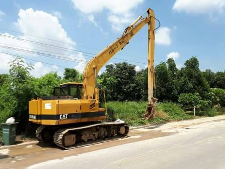 CAT E120B CAT E120B