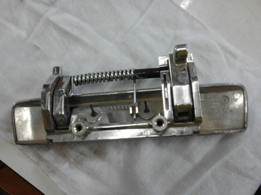 มือเปิดฝาปิดท้ายรุ่นชุบ MAZDA BT50 pro มือเปิดฝาปิดท้ายรุ่นชุบ MAZDA BT50 pro