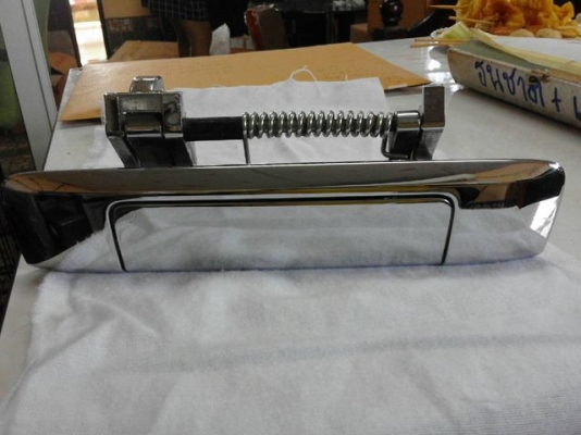 มือเปิดฝาปิดท้ายรุ่นชุบ MAZDA BT50 pro มือเปิดฝาปิดท้ายรุ่นชุบ MAZDA BT50 pro