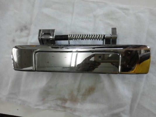 มือเปิดฝาปิดท้ายรุ่นชุบ MAZDA BT50 pro