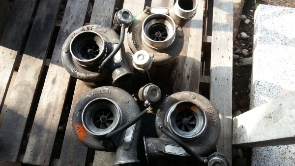 ขายเทอร์โบ เครื่อง  cummins ลูกละ12,000 เหมาหมด 38,000
