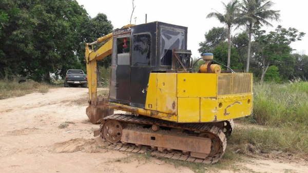 ขายรถแบคโฮ KOMATSU PC60-1 ราคา 220000