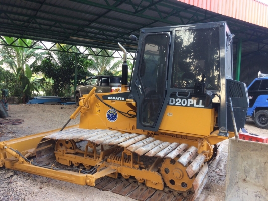 ขายรถดันดิน komatsu d20pll-7e