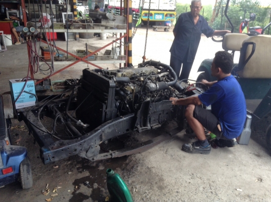 ขาย เครืองพร้อมเกียร์ isuzu 4hg1 turbo 135 แรงม้า