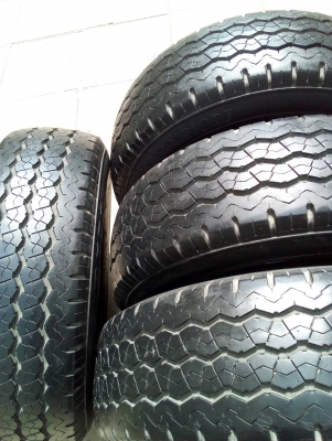 215/70R15 BRIDGESTONE R623 ดอกหนา ชุด 4 เส้น tel.081-427-3941 215/70R15 BRIDGESTONE R623 ดอกหนา ชุด 4 เส้น tel.081-427-3941