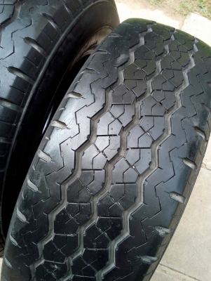 215/70R15 BRIDGESTONE R623 ดอกหนา ชุด 4 เส้น tel.081-427-3941 215/70R15 BRIDGESTONE R623 ดอกหนา ชุด 4 เส้น tel.081-427-3941