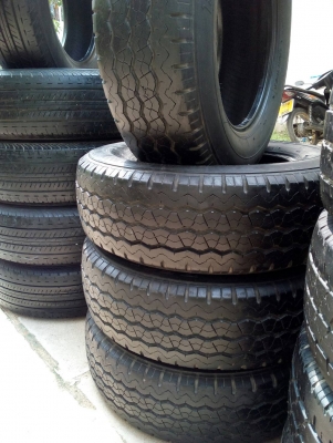 215/70R15 BRIDGESTONE R623 ดอกหนา ชุด 4 เส้น tel.081-427-3941 215/70R15 BRIDGESTONE R623 ดอกหนา ชุด 4 เส้น tel.081-427-3941