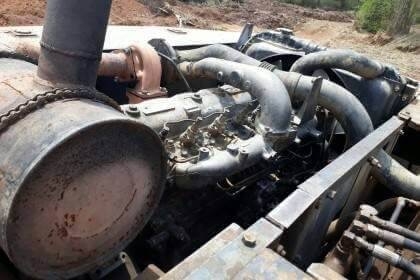 HITACHI EX200-2 ราคา 435,000 บาท สภาพพร้อมใช้งาน ไฟฟ้าอยู่ สภาพช่วงล่างดี โซ่ดี เอวแน่น เอกสารสัญญาซื้อขาย  รถอยู่ จ.กาฬสินธุ์  โทร&amp;ไอดีไลน์ 0610710295