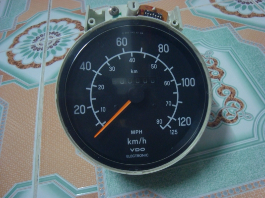 ขายชุดเรือนไมล์ 0-125 km./h ใช้กับรถ BENZ หัวลาก รุ่น 2024