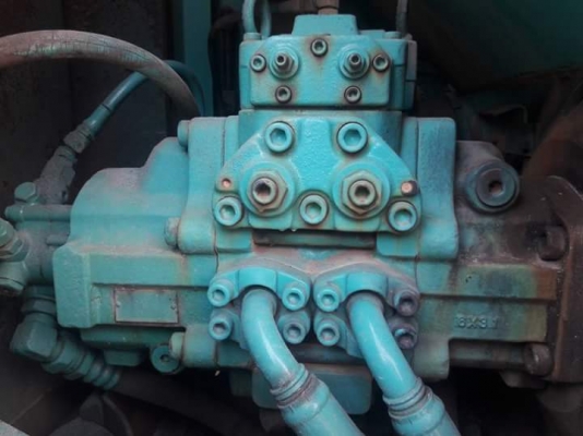 ขายค่ะ..KOBELCO  SK120-3  มาร์คไฟว์  ซุปเปอร์  เก่าญี่ปุ่นแท้  สภาพสวย  เครื่องปั๊มดี  ใช้งานมาแค่  6,XXX  ชั่วโมง..โทร  089-3818694  ดวงนภา