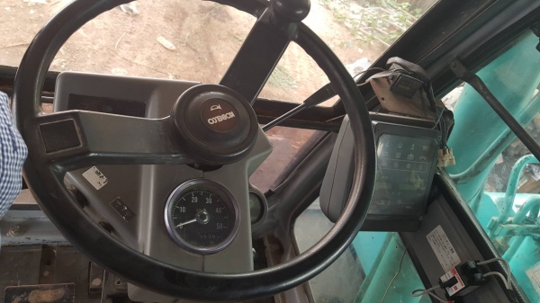 ขาย แบคโฮล้อยาง 4WD KOBELCO SK100W YE03 สภาพสวยพร้อมใช้งาน เครื่องดี ปั้มแรง ไฟฟ้าครบ เอกสารใบอินวอยซ์