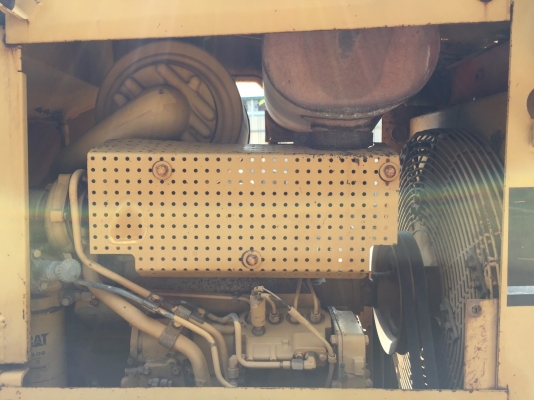 ขายรถแทรกเตอร์ CAT D5H XL SERIESL ll รถสวย สะภาพเก่านอก เกียร์ท๊อก 123 ผานดัน ปรับได้ 5 ทิศทาง ระบบการใช้งานสมบูรณ์ 100\%  เอกสารเล่มทะเบียน สีเดิมๆจากนอก ปี.55 ราคา.1150000 สนใจโทร.ไอดีลาย.0813531946 รถอยู่.ลำลูกกา