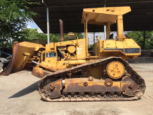 ขายรถแทรกเตอร์ CAT D5H XL SERIESL ll รถสวย สะภาพเก่านอก เกียร์ท๊อก 123 ผานดัน ปรับได้ 5 ทิศทาง ระบบการใช้งานสมบูรณ์ 100\%  เอกสารเล่มทะเบียน สีเดิมๆจากนอก ปี.55 ราคา.1150000 สนใจโทร.ไอดีลาย.0813531946 รถอยู่.ลำลูกกา