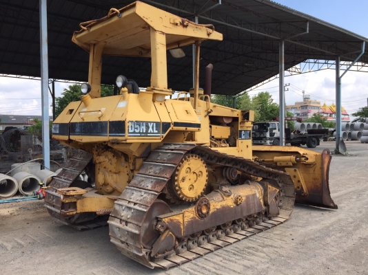 ขายรถแทรกเตอร์ CAT D5H XL SERIESL ll รถสวย สะภาพเก่านอก เกียร์ท๊อก 123 ผานดัน ปรับได้ 5 ทิศทาง ระบบการใช้งานสมบูรณ์ 100\%  เอกสารเล่มทะเบียน สีเดิมๆจากนอก ปี.55 ราคา.1150000 สนใจโทร.ไอดีลาย.0813531946 รถอยู่.ลำลูกกา