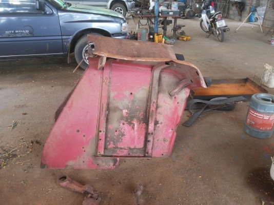 บังโคลนรถไถใหญ่