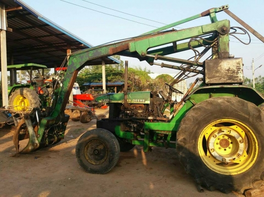 ขายรถไถคีบ จอห์นเดียร 5310 คีบอ้อยสภาพพร้อมใช้งาน