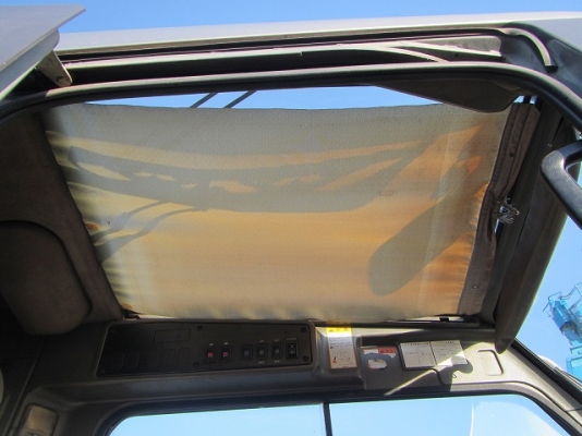 ขายรถเครน ยี่ห้อ KATO รุ่น KR10HM-L