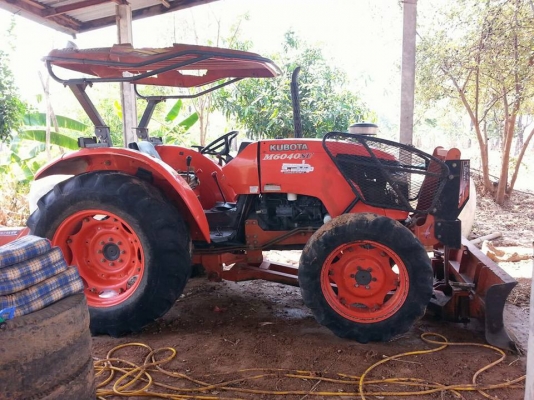 ขายรถไถราคาถูก M6040 อุปกรณ์ ดันหน้า ผานหลัง รถปี53 สภาพสวยพร้อมใช้งาน เอกสารพร้อมโอน สนใจโทร 090-8588220คุณนะ 093-3258446คุณบิว เว็บไซต์ส่วนตัว www.narong2truck.com www.truck.in.th/498 ID: narong498 ID: 09332584461 เพจ Facebook ณรงค์ ซื้อขายรถมือสอง กลุ่