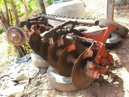 ขายรถไถราคาถูก M6040 อุปกรณ์ ดันหน้า ผานหลัง รถปี53 สภาพสวยพร้อมใช้งาน เอกสารพร้อมโอน สนใจโทร 090-8588220คุณนะ 093-3258446คุณบิว เว็บไซต์ส่วนตัว www.narong2truck.com www.truck.in.th/498 ID: narong498 ID: 09332584461 เพจ Facebook ณรงค์ ซื้อขายรถมือสอง กลุ่