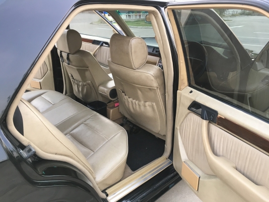 ขาย BENZ W124 300E สวยๆ