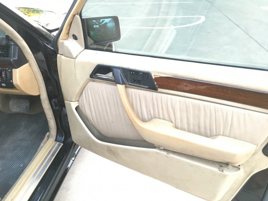 ขาย BENZ W124 300E สวยๆ