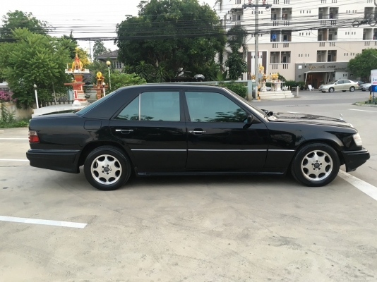 ขาย BENZ W124 300E สวยๆ ขาย BENZ W124 300E สวยๆ