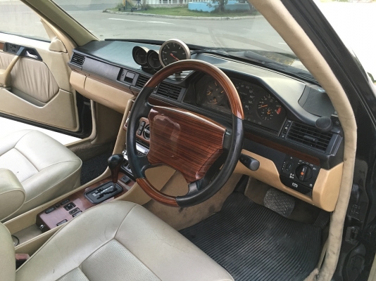 ขาย BENZ W124 300E สวยๆ