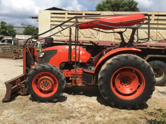 รถไถ KUBOTA 7040  ,  2 เพลา.  ,  ( รถทำงาน 8,xxx ชม. )       สนใจติดต่อ  081 - 6079515