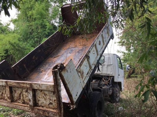 ขาย 3 คัน 465,000 บาท  265,000 บาท. KOMATSU PC150-3 เครื่อง 6BB1 -Turbo โช่หนา เอวแน่น เอกสารชื้อขาย  155,000 ISUZU NKR ดั้ม 3 คิว เครื่อง 4BC2-100 แรง (สีขาว มีเล่ม)  125,000 ISUZU NKR ดั้ม 3 คิว เครื่อง 4BE1-110 แรง (สีน้ำเงิน ไม่มีเล่ม)  รถอยู่ จ.ยโสธร ขาย 3 คัน 465,000 บาท  265,000 บาท. KOMATSU PC150-3 เครื่อง 6BB1 -Turbo โช่หนา เอวแน่น เอกสารชื้อขาย  155,000 ISUZU NKR ดั้ม 3 คิว เครื่อง 4BC2-100 แรง (สีขาว มีเล่ม)  125,000 ISUZU NKR ดั้ม 3 คิว เครื่อง 4BE1-110 แรง (สีน้ำเงิน ไม่มีเล่ม)  รถอยู่ จ.ยโสธร