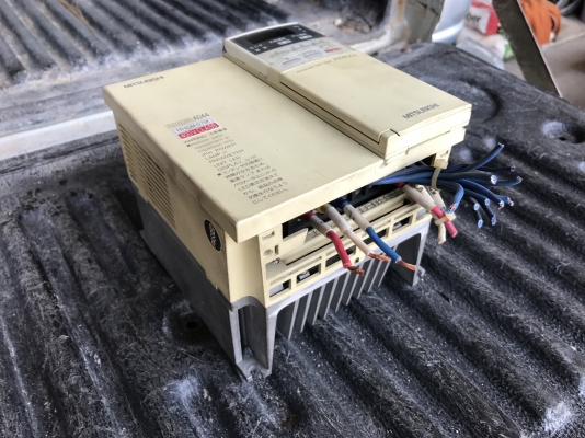 ขายอินเวอเตอร์ ปรับรอบมอเตอร์ Mitsubishi 1HP. 380V สภาพสวย ของตัดตู้ไฟ สภาพสวย พร้อมใช้งาน ขายอินเวอเตอร์ ปรับรอบมอเตอร์ Mitsubishi 1HP. 380V สภาพสวย ของตัดตู้ไฟ สภาพสวย พร้อมใช้งาน