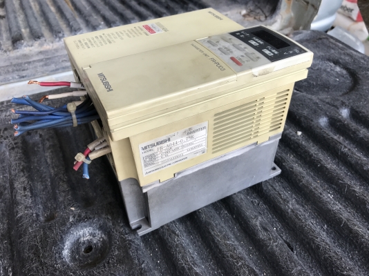 ขายอินเวอเตอร์ ปรับรอบมอเตอร์ Mitsubishi 1HP. 380V สภาพสวย ของตัดตู้ไฟ สภาพสวย พร้อมใช้งาน ขายอินเวอเตอร์ ปรับรอบมอเตอร์ Mitsubishi 1HP. 380V สภาพสวย ของตัดตู้ไฟ สภาพสวย พร้อมใช้งาน