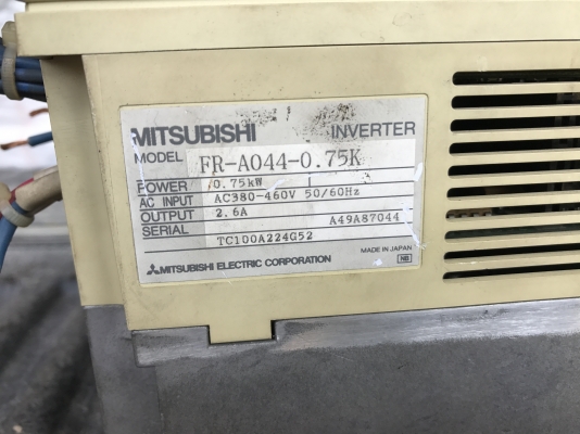 ขายอินเวอเตอร์ ปรับรอบมอเตอร์ Mitsubishi 1HP. 380V สภาพสวย ของตัดตู้ไฟ สภาพสวย พร้อมใช้งาน ขายอินเวอเตอร์ ปรับรอบมอเตอร์ Mitsubishi 1HP. 380V สภาพสวย ของตัดตู้ไฟ สภาพสวย พร้อมใช้งาน